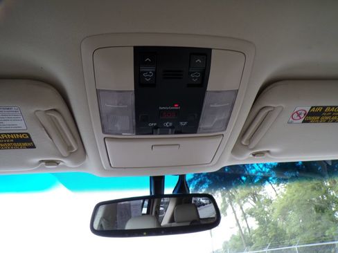 Used 2014 Lexus GX 460 w/ Premium Package AWD/4WD image 30
