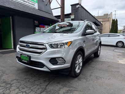 Used 2019 Ford Escape SE