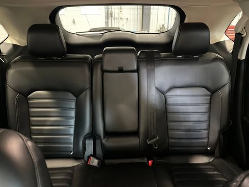 Used 2019 Ford Edge SEL w/ Equipment Group 201A AWD/4WD image 26