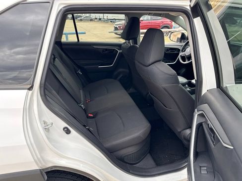 Used 2024 Toyota RAV4 LE AWD/4WD image 12