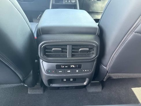 Used 2026 Honda Pilot EX-L image 16