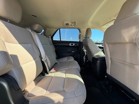 Used 2023 Ford Explorer 4WD image 24