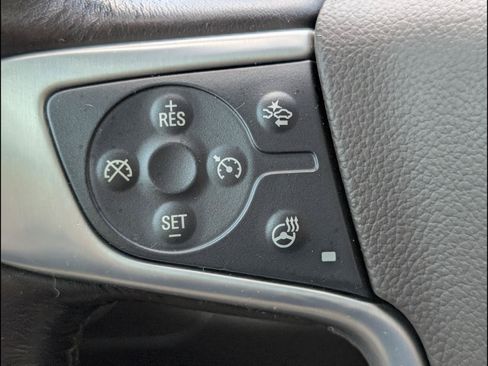 Used 2018 GMC Sierra 1500 SLT AWD/4WD image 19