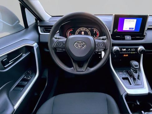 Used 2023 Toyota RAV4 LE FWD image 6