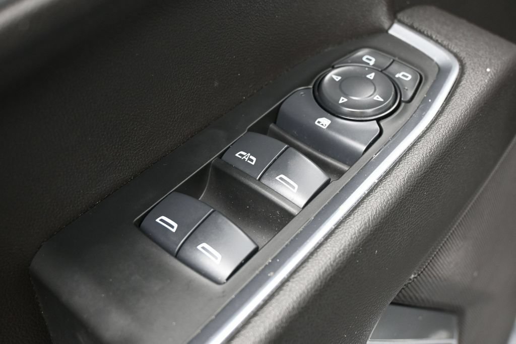Used 2024 Chevrolet Silverado 1500 LT RWD image 14
