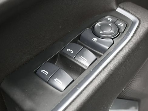 Used 2024 Chevrolet Silverado 1500 LT RWD image 14