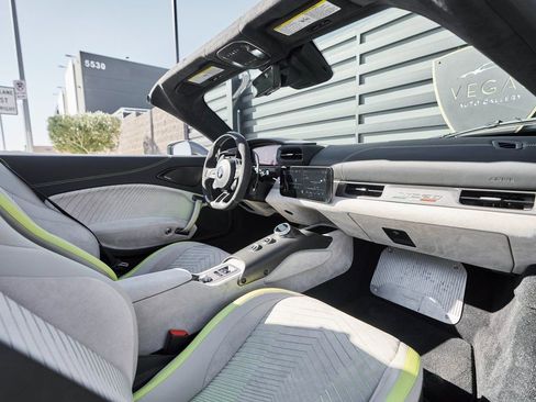 Used 2023 Maserati MC20 Spyder RWD image 41