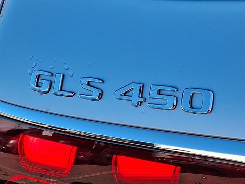 Certified 2025 Mercedes-Benz GLS 450 4MATIC image 32