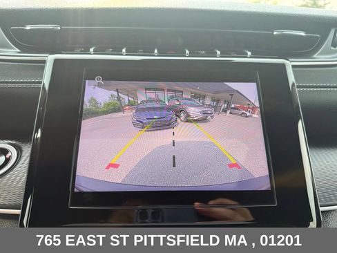 Used 2024 Jeep Grand Cherokee Altitude AWD/4WD image 23