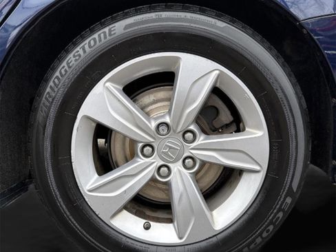 Used 2019 Honda Odyssey EX image 10