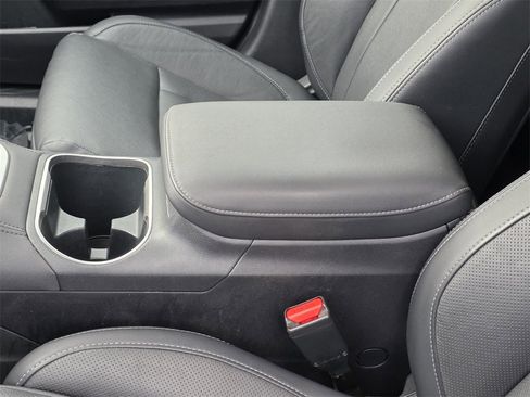 Used 2024 Subaru Outback Touring XT image 10