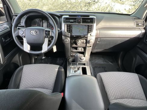 Used 2020 Toyota 4Runner SR5 image 21