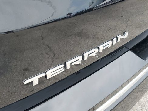 Used 2023 GMC Terrain Denali w/ Black Diamond Edition AWD/4WD image 6