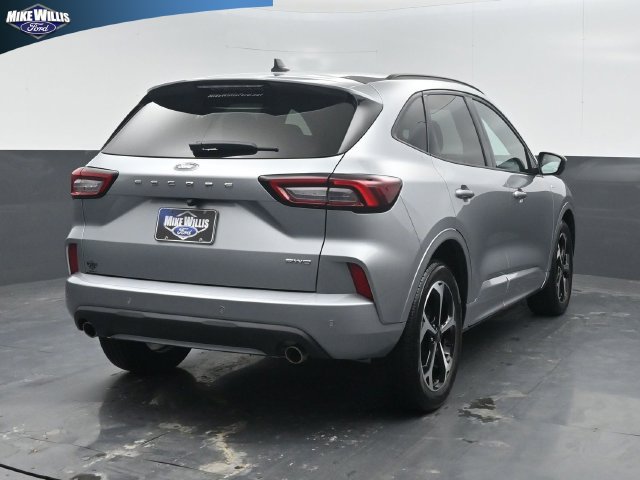 Used 2023 Ford Escape ST-Line Select w/ Tech Pack #2 AWD/4WD image 7