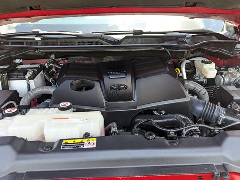Used 2022 Toyota Tundra Limited AWD/4WD image 30