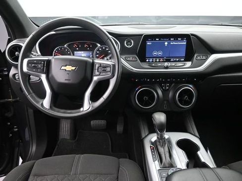 Used 2021 Chevrolet Blazer LT AWD/4WD image 11