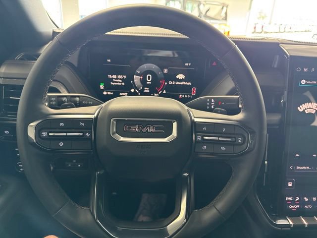 Used 2025 GMC Yukon AT4 w/ Premium Trailering Package AWD/4WD image 39