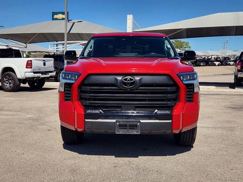 Used 2024 Toyota Tundra Limited AWD/4WD image 35