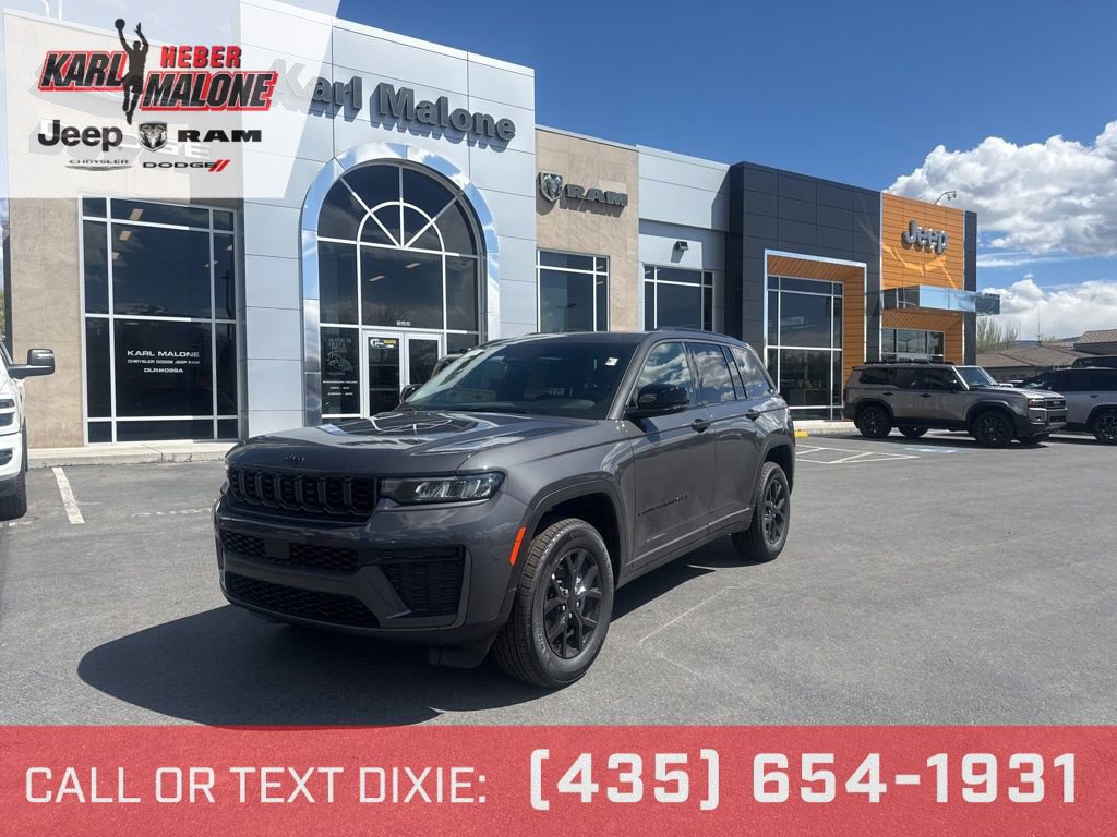 New 2026 Jeep Grand Cherokee Altitude AWD/4WD image 1