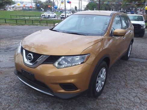Used 2015 Nissan Rogue SV image 5