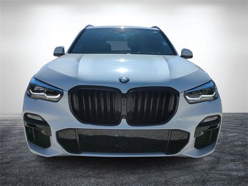 Used 2021 BMW X5 xDrive40i w/ M Sport Package image 9