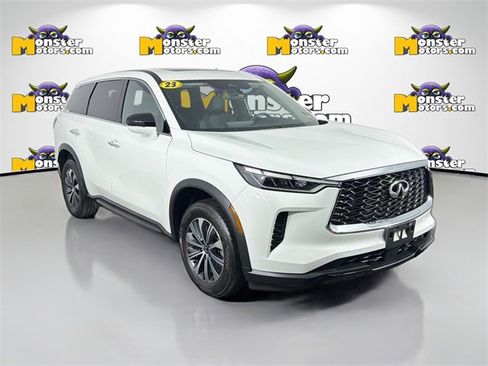 Used 2023 INFINITI QX60 Pure image 3