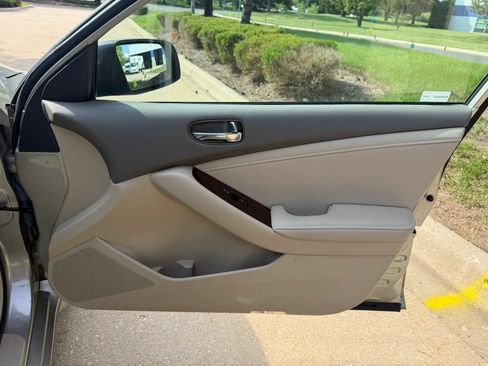 Used 2010 Nissan Altima 2.5 SL w/ SL Pkg FWD image 24