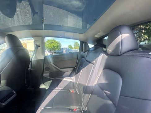 Used 2022 Tesla Model Y Performance AWD/4WD image 12