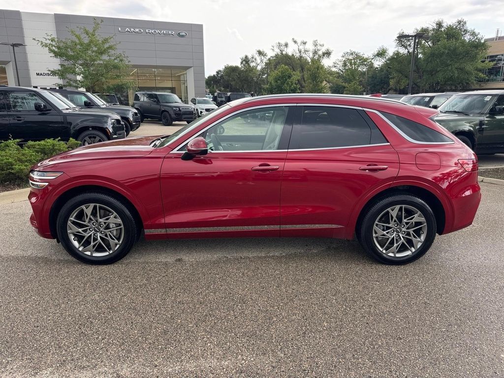 Used 2024 Genesis GV70 2.5T w/ Advanced Package AWD/4WD image 2