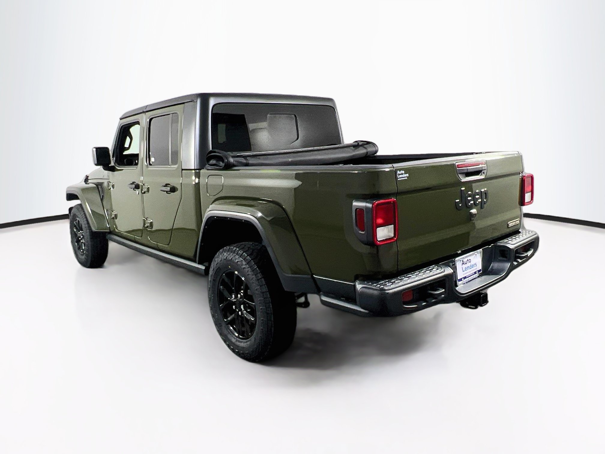 Used 2023 Jeep Gladiator Sport AWD/4WD image 7