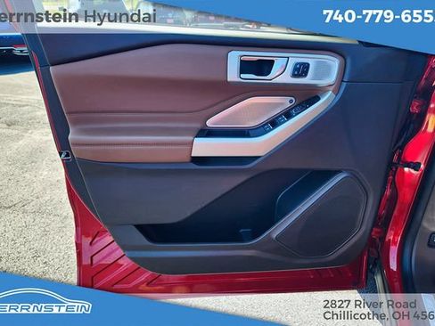 Used 2022 Ford Explorer King Ranch w/ Premium Technology Package AWD/4WD image 14