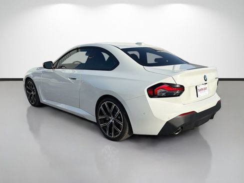 Used 2024 BMW 230i Coupe w/ Premium Package RWD image 5