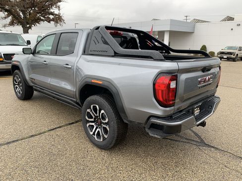 New 2025 GMC Canyon AT4 w/ Nightfall Edition image 38