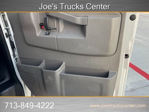 Used 2018 Chevrolet Express 3500 w/ Power Convenience Package image 17