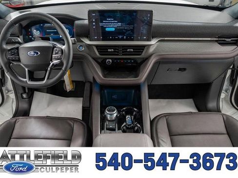 New 2026 Ford Explorer Platinum w/ LUX Leather Package image 24