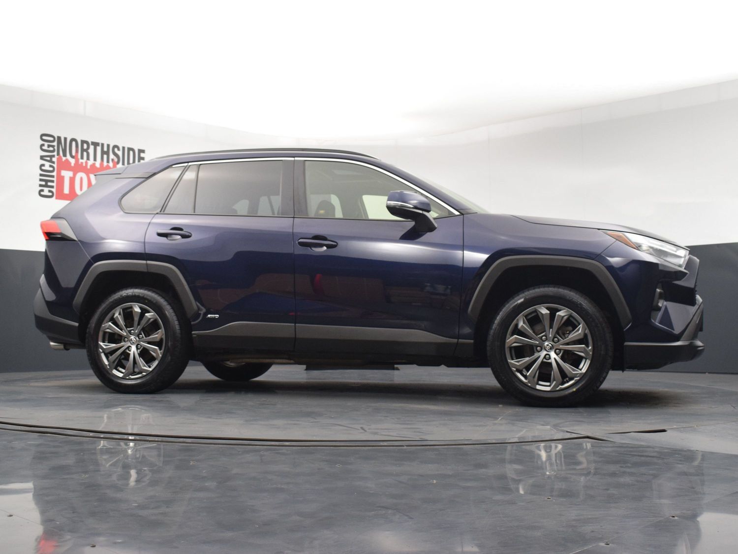 Used 2023 Toyota RAV4 XLE Premium AWD/4WD image 31