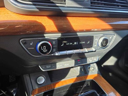 Used 2023 Audi Q5 2.0T Premium Plus w/ Premium Plus Package image 30