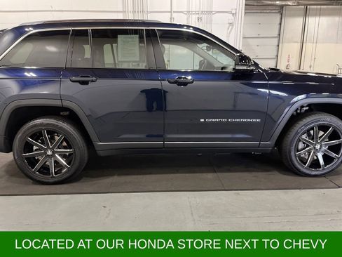 Used 2023 Jeep Grand Cherokee 4xe w/ Luxury Tech Group II image 8