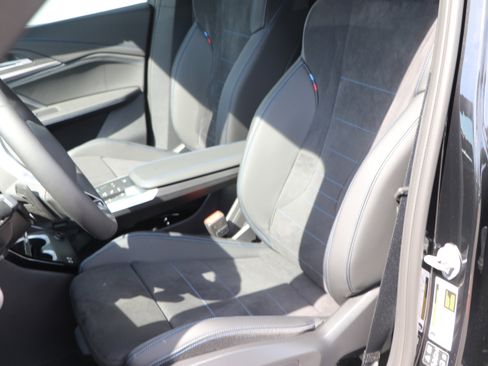 Used 2025 BMW X1 xDrive28i w/ Technology Package AWD/4WD image 16