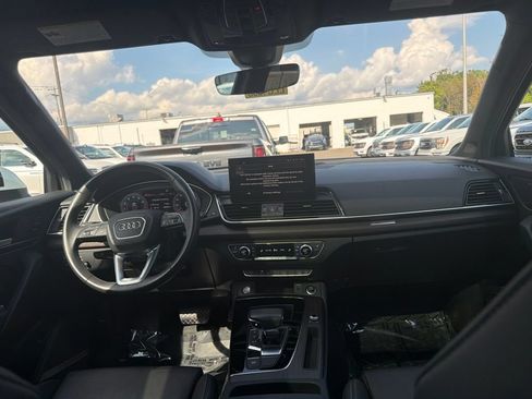 Used 2023 Audi Q5 2.0T Premium Plus AWD/4WD image 18