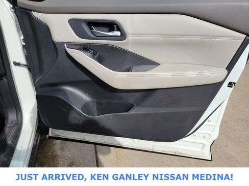 Certified 2023 Nissan Rogue SL w/ SL Premium Package AWD/4WD image 22