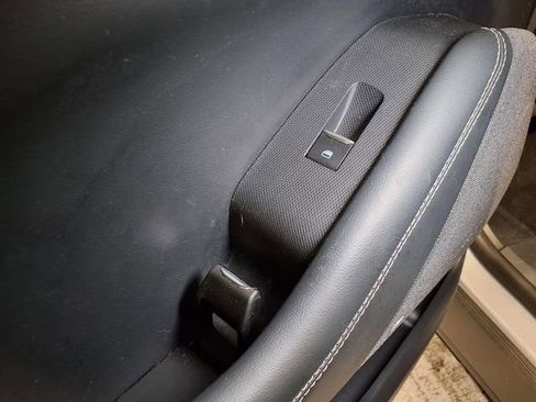 Used 2021 Ford Mustang Mach-E Premium image 18