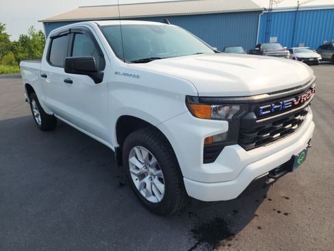 Certified 2023 Chevrolet Silverado 1500 Custom AWD/4WD image 2