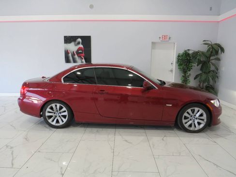Used 2012 BMW 328i Convertible RWD image 7