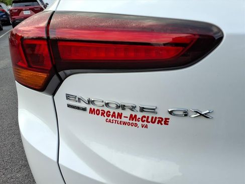 Used 2021 Buick Encore GX Essence w/ Advanced Technology Package AWD/4WD image 7