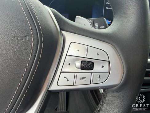 Used 2026 BMW X7 xDrive40i AWD/4WD image 18