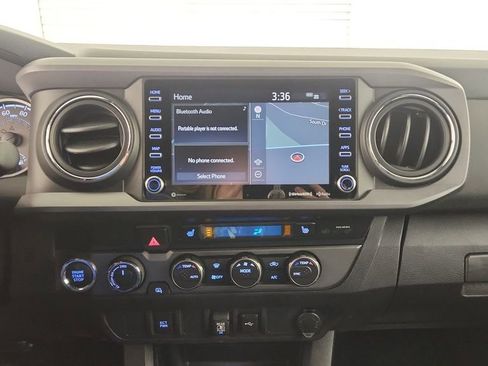 Used 2021 Toyota Tacoma TRD Sport image 15