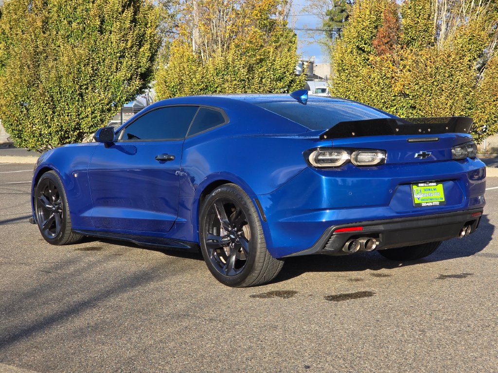 Used 2019 Chevrolet Camaro SS RWD image 3