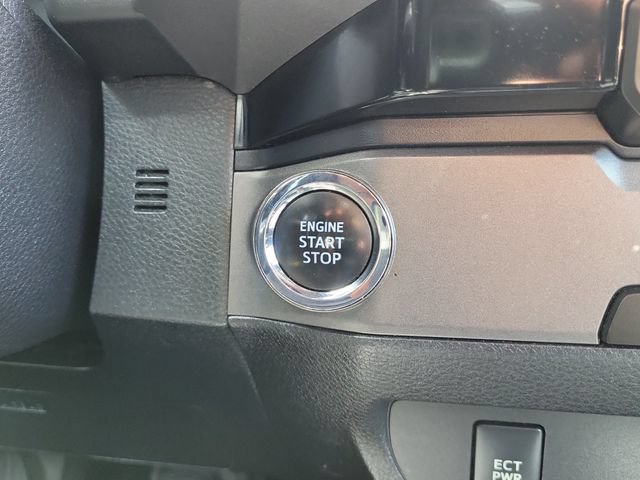 Used 2016 Toyota Tacoma TRD Off-Road w/ Towing Package RWD image 33
