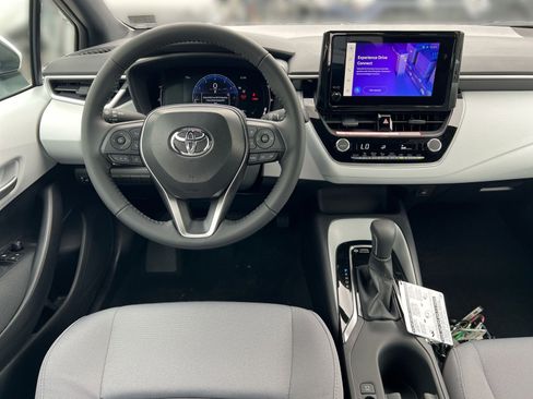 New 2026 Toyota Corolla SE image 18